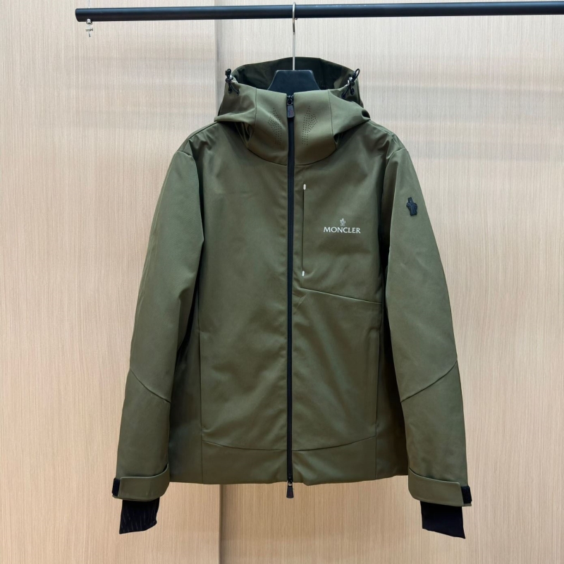 Ba*len*cia*ga down coat